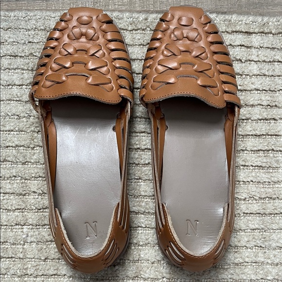 Nisolo Huarache Leather Sandal in Almond. Size 6.5. - Picture 3 of 15
